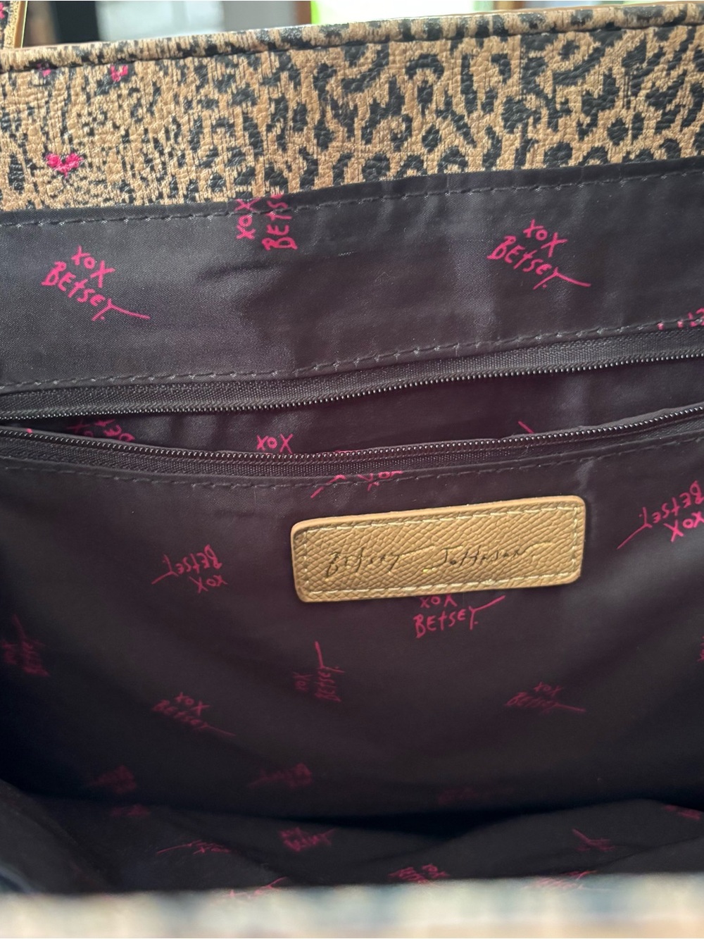 Betsey Johnson Camel Tote with Leopard Lining - Picture 2 of 8